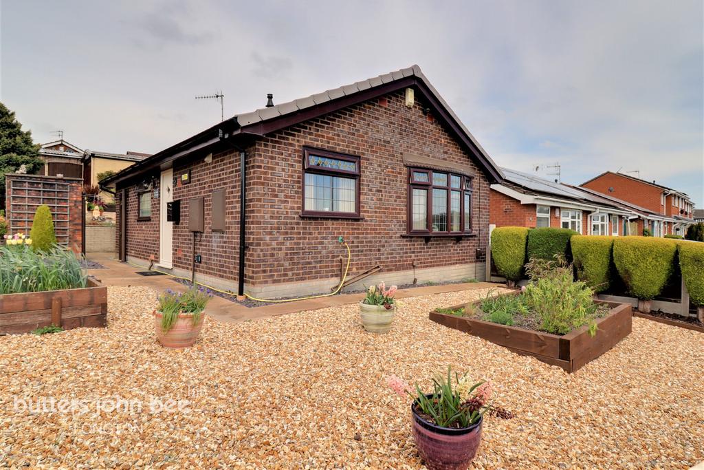 Neath Close, StokeOnTrent 2 bed detached bungalow £220,000