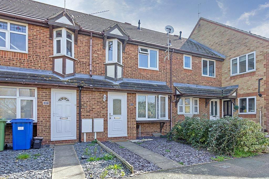 Yeates Drive, Kemsley, Sittingbourne... 2 bed terraced house £240,000