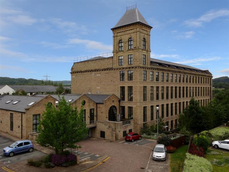 WHITFIELD MILL, APPERLEY BRIDGE, BD10 0LP 2 bed flat £950 pcm (£219 pw)
