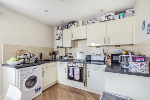 Flat 3, 1 Cavendish Drive, Marston, Oxford, OX3 0SB