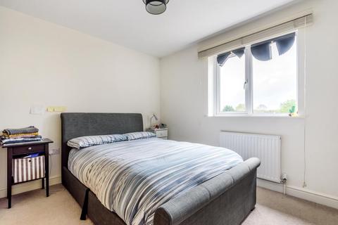 Flat 3, 1 Cavendish Drive, Marston, Oxford, OX3 0SB