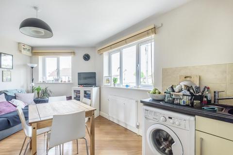 Flat 3, 1 Cavendish Drive, Marston, Oxford, OX3 0SB