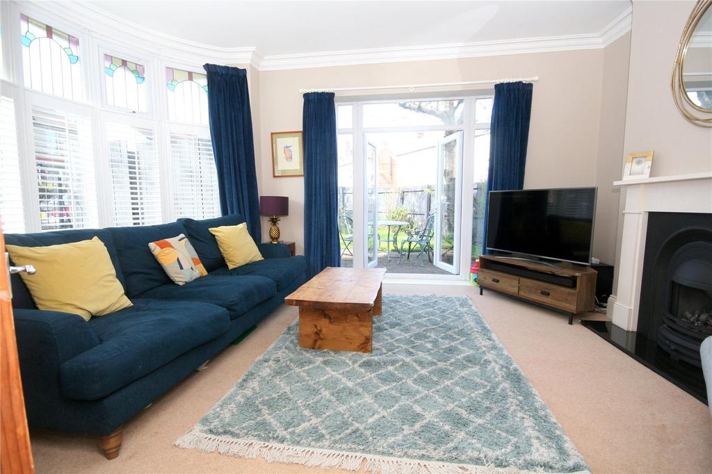 Queens Drive, Whitley Bay, NE26 3 bed semidetached house £335,000