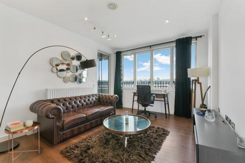 2 bedroom flat for sale, Baillie Apartments, Lock Side Way, London E16