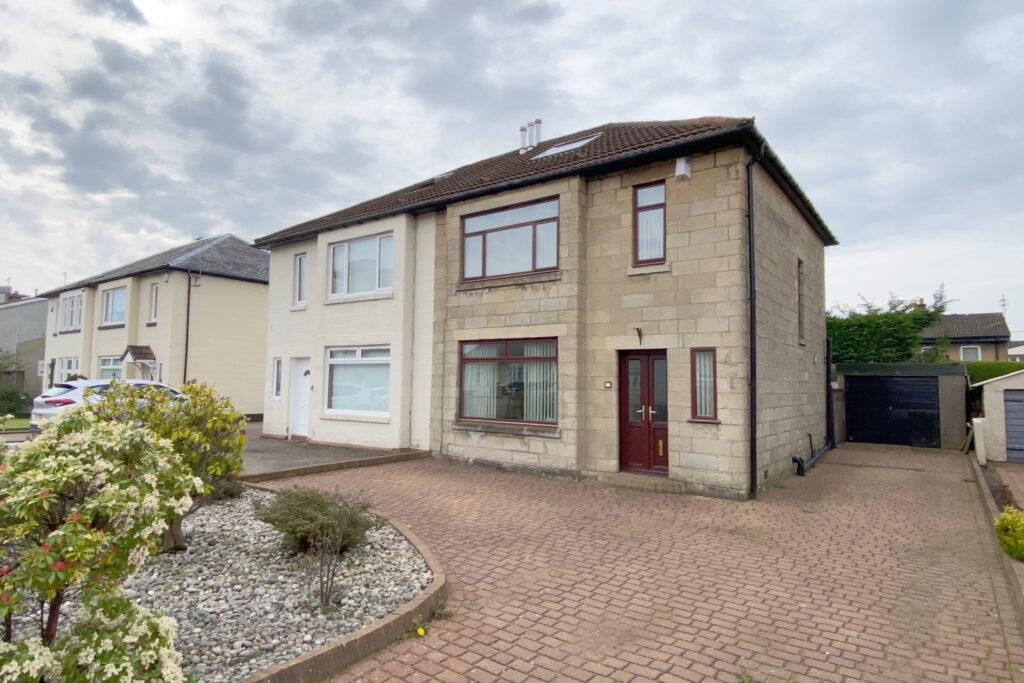 138 Riddell Street, Clydebank G81 2HD 3 bed semidetached house £185,000