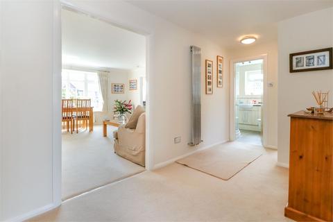3 bedroom flat for sale - Waverley Road, Enfield, Middlesex
