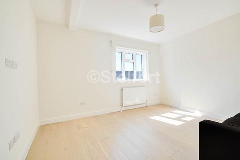 2 bedroom apartment to rent, Eversholt Street, London NW1