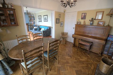 4 Heol Llidiard, Llangan, Bridgend, CF35 5DS