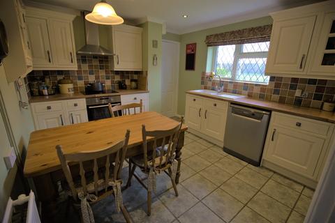 4 Heol Llidiard, Llangan, Bridgend, CF35 5DS