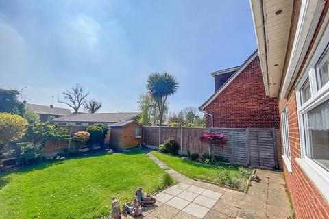 3 bedroom detached house for sale, Bull Lane, Rayleigh