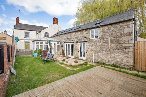 6 Chapel Road, Weldon, Corby, NN17 3HP
