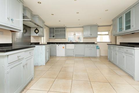 6 Chapel Road, Weldon, Corby, NN17 3HP