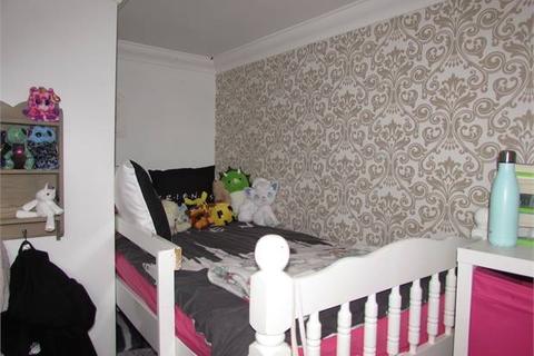 19 Bernard Road, Edlington, Doncaster, DN12 1LY