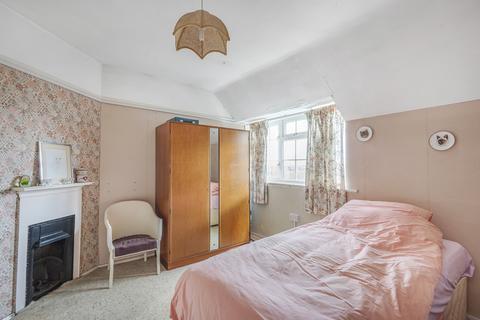7 Curling Vale, Guildford, GU2 7PJ