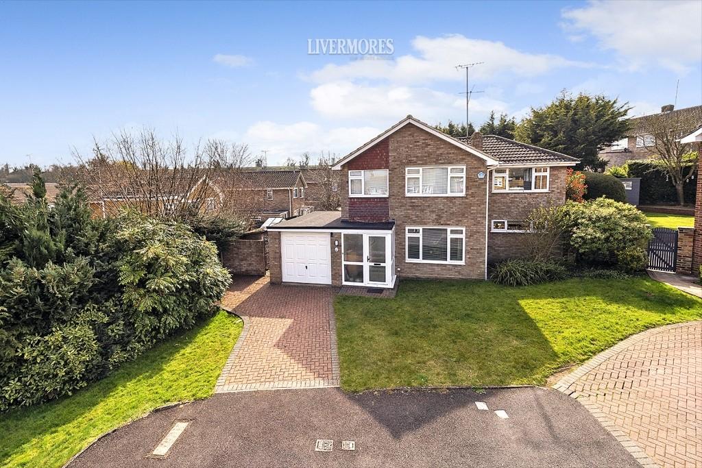 Cedar Drive, Sutton At Hone 4 bed detached house £575,000