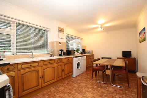 24 Cedar Drive, Sutton At Hone, Dartford, DA4 9EN