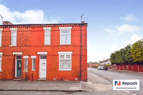 3 bedroom end of terrace house to rent, Martin Street, Salford, M5