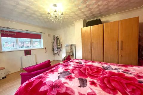 16 Easby Road, Middleton, Manchester, M24 6FT