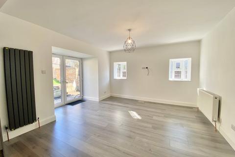 37 Albany Close, Bexley, DA5 3ES
