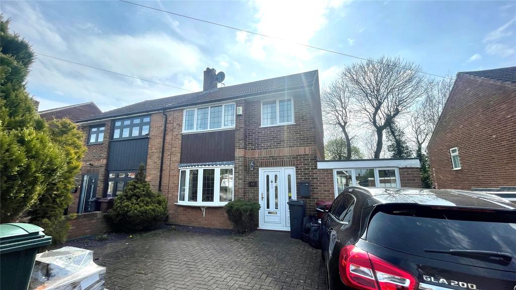 Winton Road, Reading, Berkshire, RG2 3 bed semidetached house £1,600