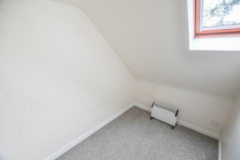 2 bedroom flat for sale, Park Way, West Moors, Ferndown, BH22