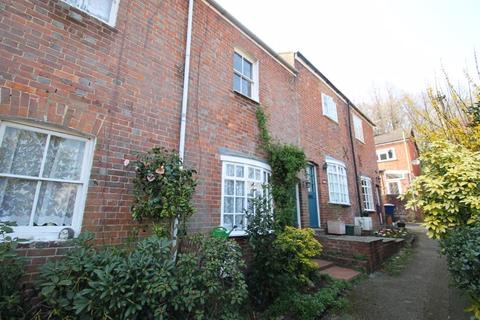 2 bedroom terraced house for sale - Snowdenham Lane, Bramley