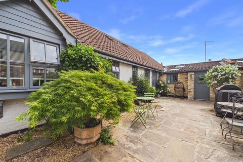 4 bed house for rent in High Street, Hemingford Grey
