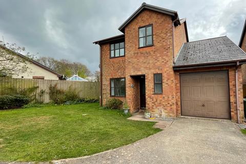 3 bedroom detached house to rent, Beacons Park, Brecon, LD3
