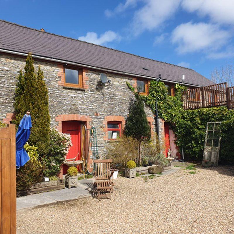 Capel Iwan, Newcastle Emlyn 3 bed detached house for sale £339,000