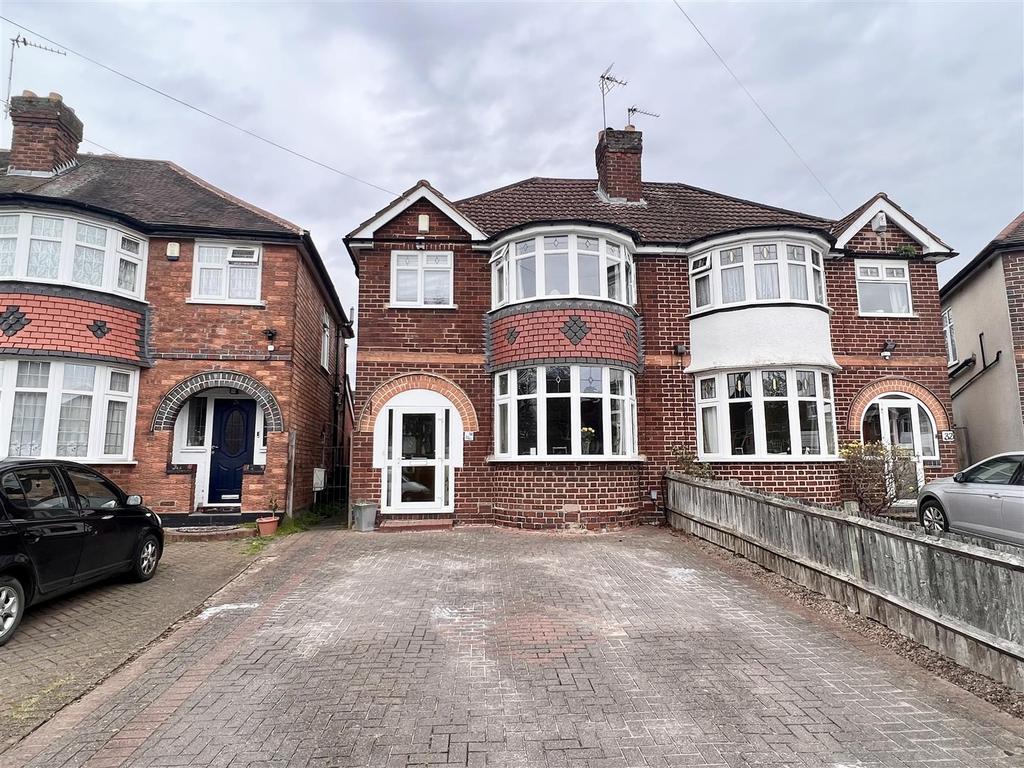 Glaisdale Road, Hall Green, Birmingham 3 bed semidetached house £295,000