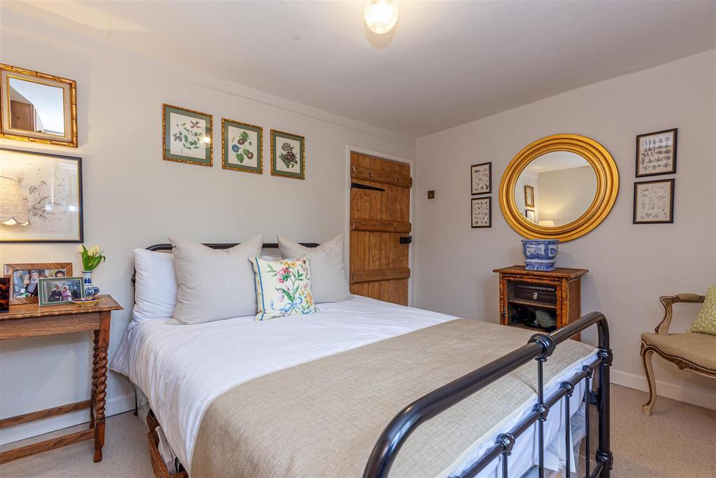 Bedroom 2 2.jpg