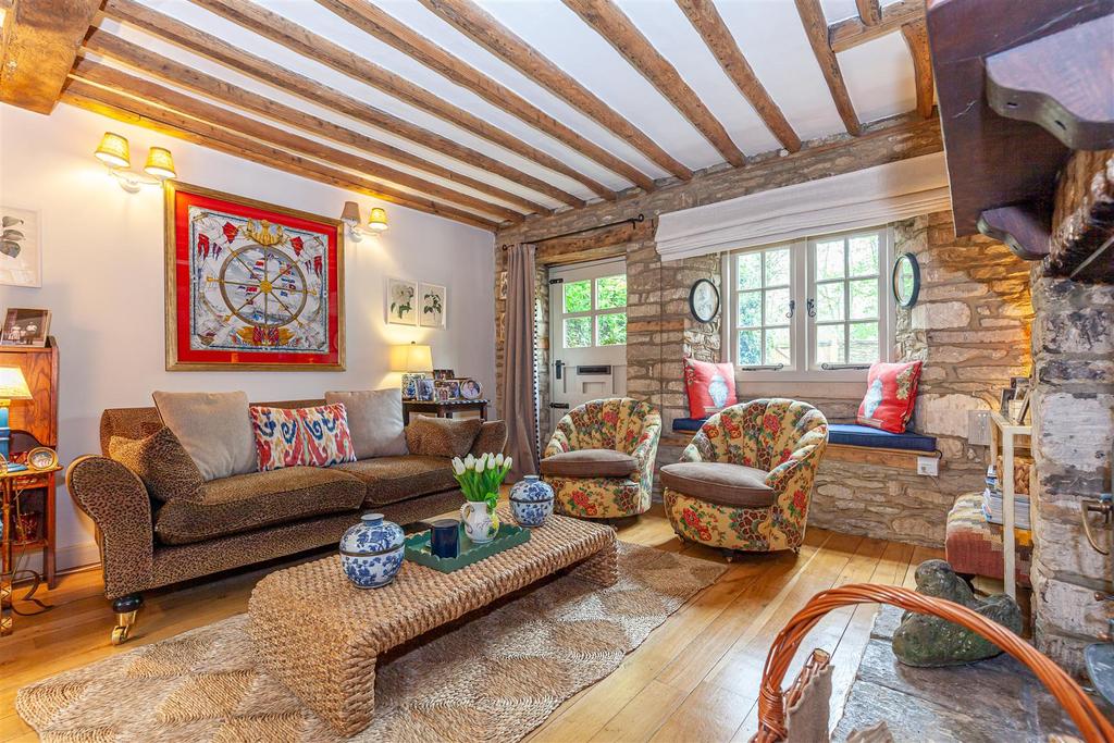 Sitting Room 3.jpg
