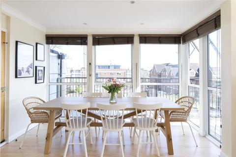 3 bedroom penthouse for sale, Warwick Court, 4 Lansdowne Road, Wimbledon, SW20