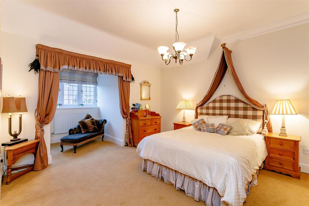 8369729-interior11.jpg