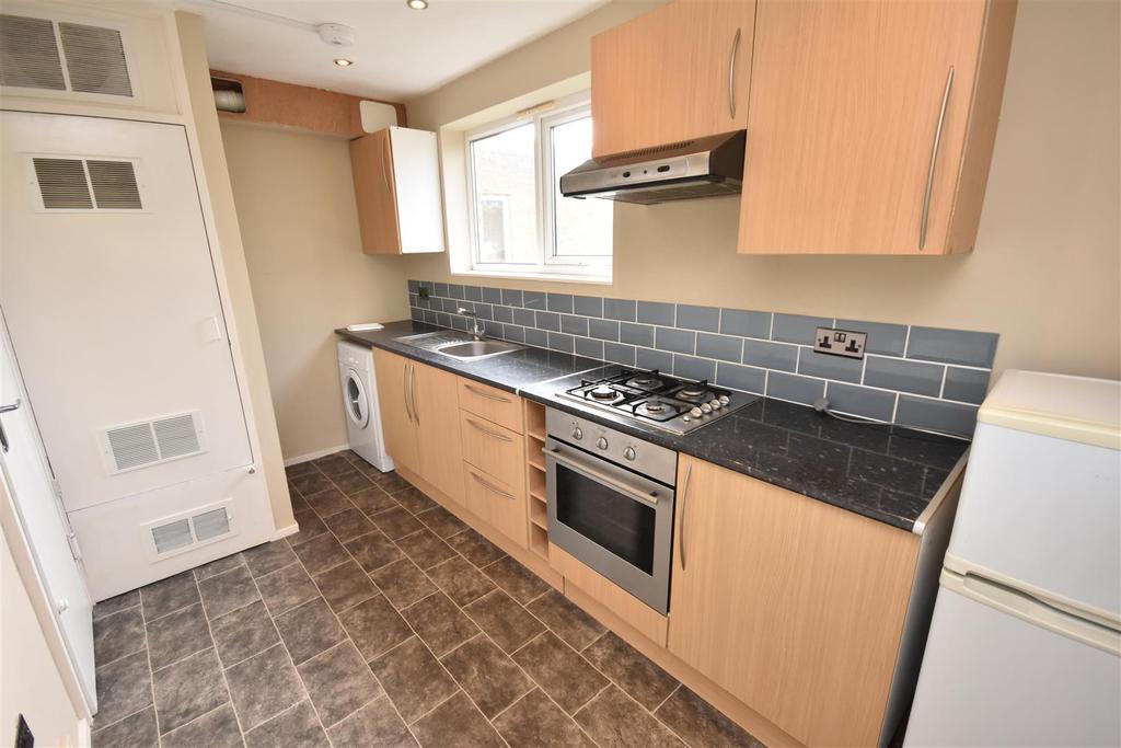 Mount Way, Bebington 1 bed apartment £525 pcm (£121 pw)