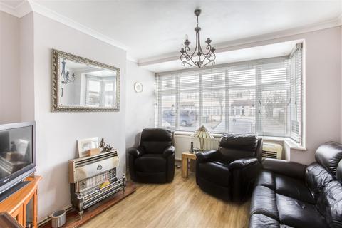 25 Constable Gardens, Edgware, HA8 5SF