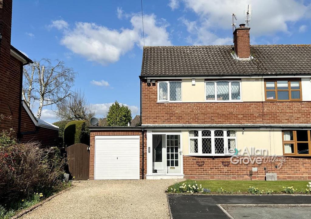 Worcester Close, Hagley, Stourbridge 3 bed semidetached house for sale
