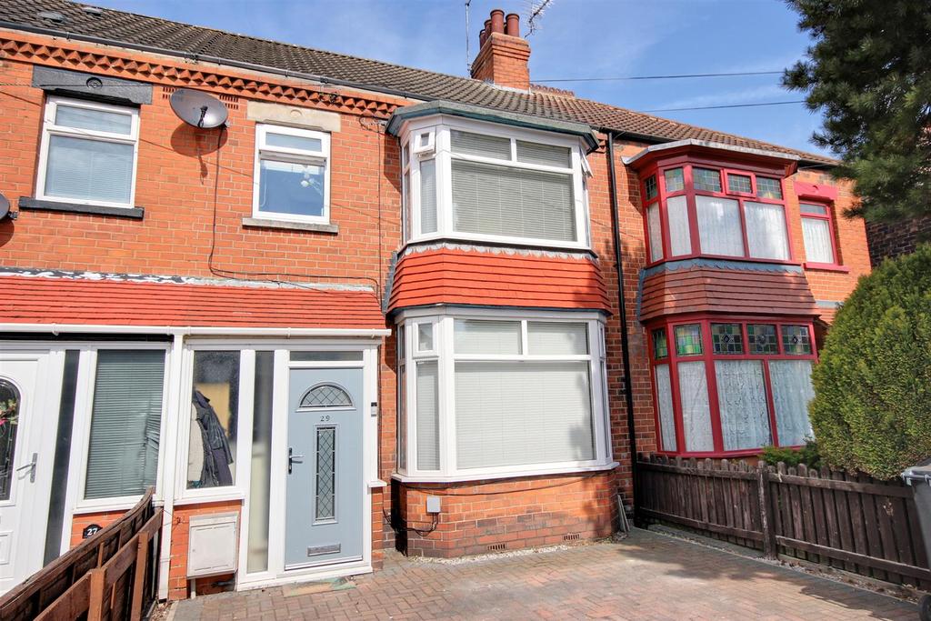 Welwyn Park Road, Hull 3 bed terraced house £145,000
