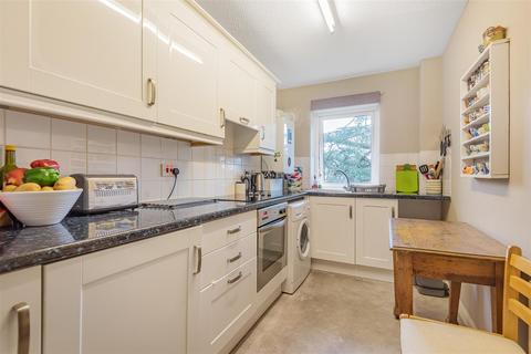 9 The Cedars, Totnes, TQ9 5YR