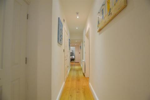 3 bedroom apartment for sale - Prospect House, Victoria Street, Tenby