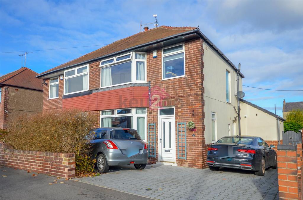 Kirkby Avenue, Gleadless, Sheffield, S12 3 bed semidetached house £