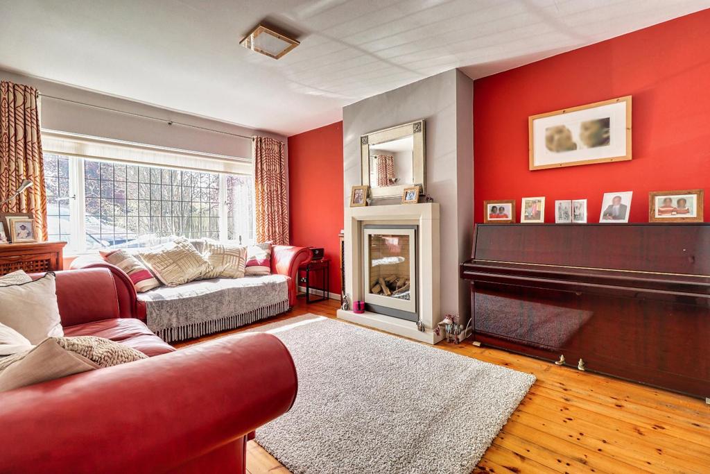 Falcon Road, Bingley 4 bed semidetached house £420,000