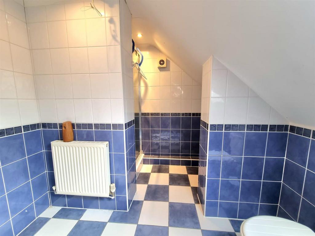 Ensuite.