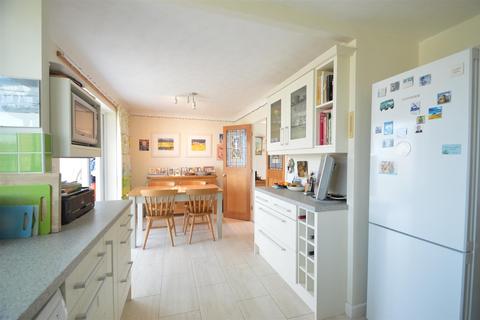 6 Chelmick Close, Church Stretton, SY6 7BY