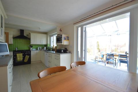 6 Chelmick Close, Church Stretton, SY6 7BY