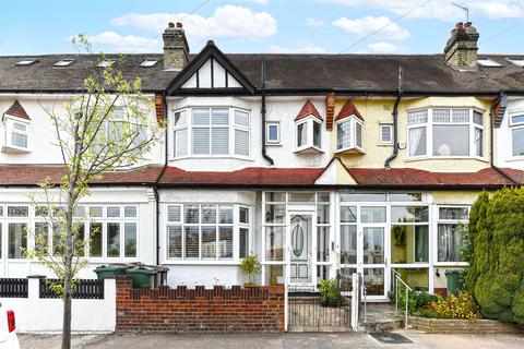 34 Whitehall Gardens, London, E4 6EH