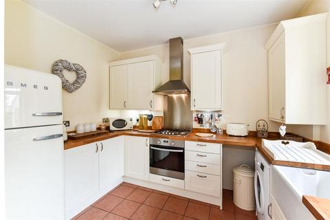 34 Whitehall Gardens, London, E4 6EH
