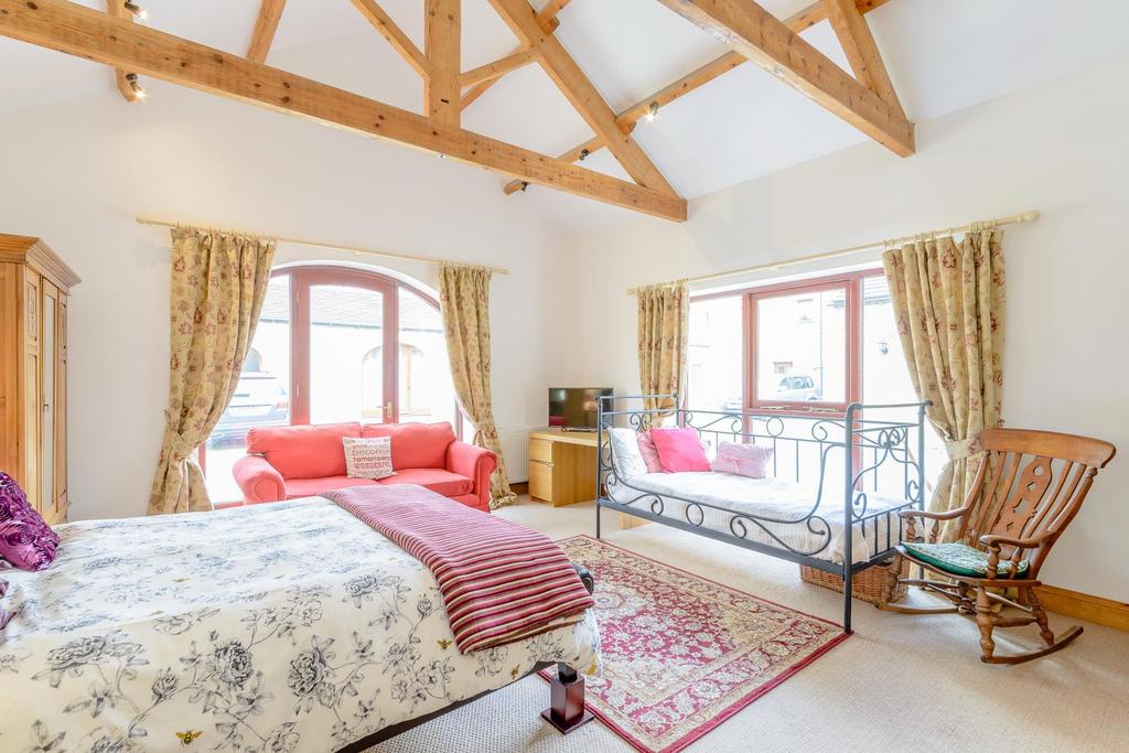 Master bedroom 1.