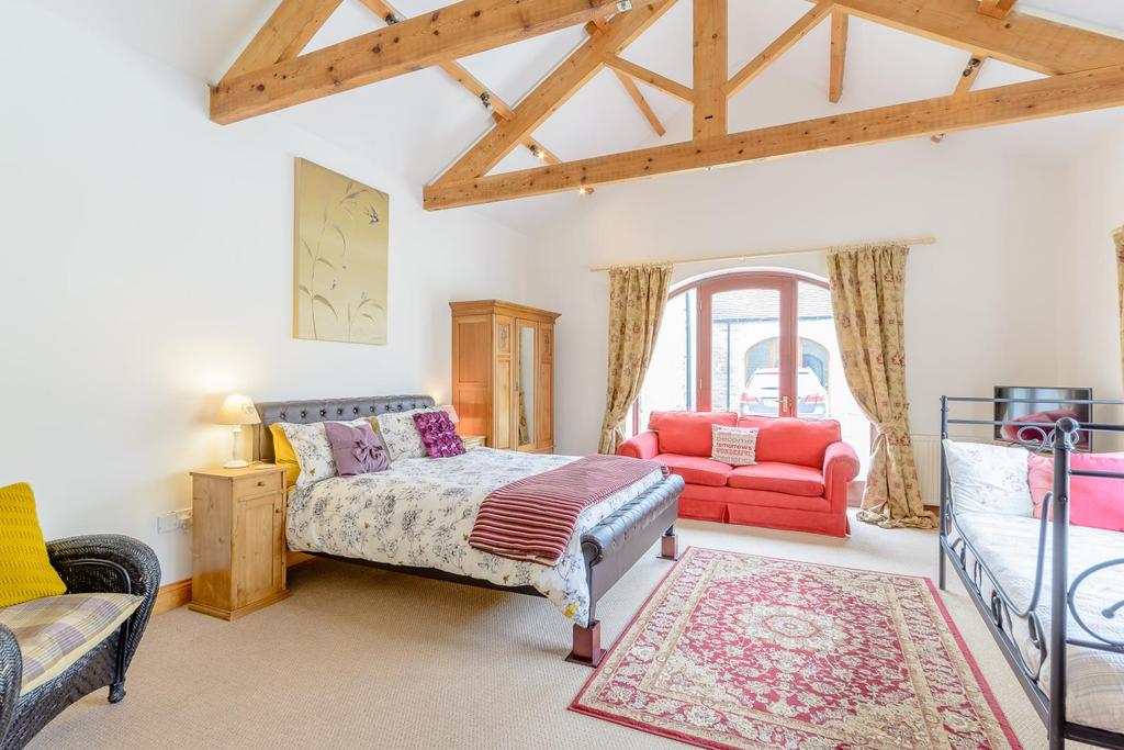 Master bedroom 1.