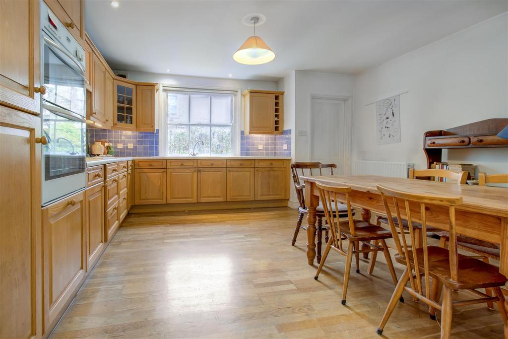 Quadrant Grove, Gospel Oak NW5 3 bed house £1,795,000